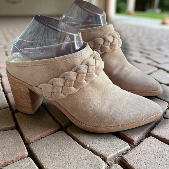Dolce Vita Serla Taupe Braided Suede Mules Block Heel Slip On  Sz 8 - Picture 1 of 9